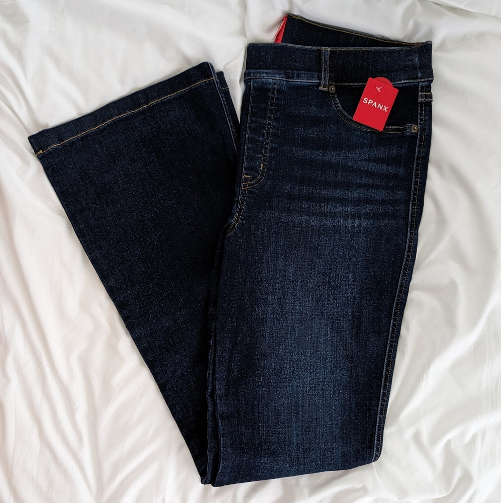 Women's Flare Jeans